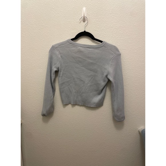 Brandy Melville crop top long sleeve t-shirt - Picture 2 of 3
